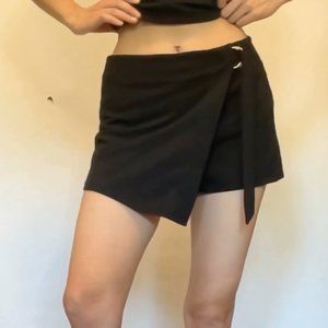 Black Skort